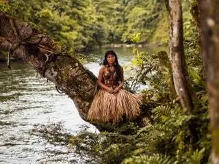 На изображении может находиться игрушка человека и хула