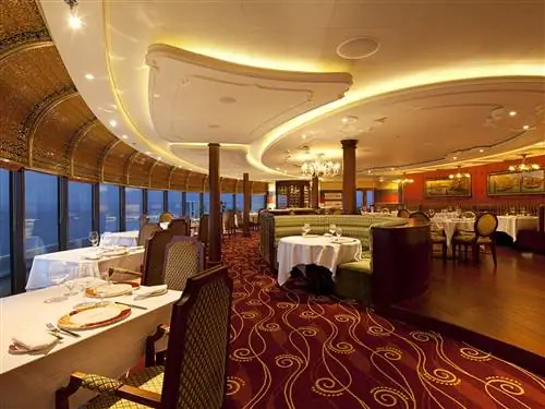 На изображении может находиться мебель для ресторана стул еда еда кафетерий в помещении комната ковер и фуд-корт