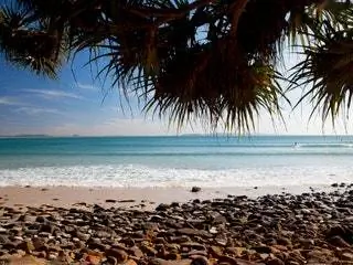 Это изображение может содержать Лето Тропики Береговая линия Вода Природа Океан Море и на открытом воздухе