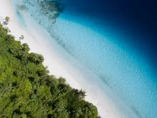 На изображении может находиться на улице Природа Земля Океан Вода Море Береговая линия Побережье Пейзаж Пляж и остров