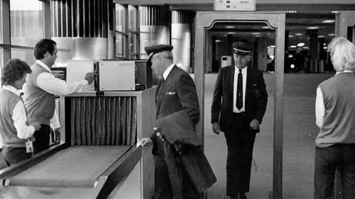 Какими были аэропорты в 1987 году