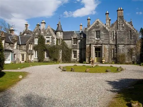 Изображение может содержать гравийную дорогу и грунтовую дорогу