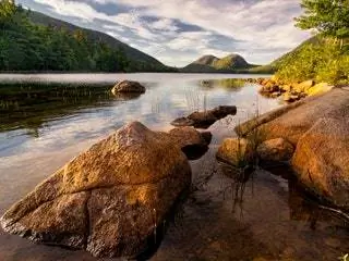 На изображении может находиться природа на улице вода мыс растение дерево и береговая линия На изображении может находиться природа на улице вода мыс растение дерево и береговая линия