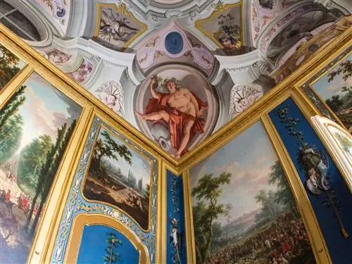 Это изображение может содержать архитектуру здания и апсиду.