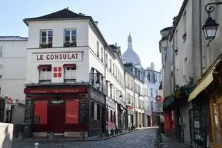 Изображение может содержать дорожку, тротуарную дорожку и булыжник.