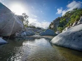 На изображении может находиться природа на улице вода мыс океан и море