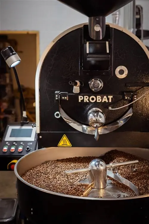 Кофейня Reforma Coffee Roasters известна своей выпечкой из ракушек и «настоящими мексиканскими мокко» с добавлением какао-бобов. Кофейня Reforma Coffee Roasters известна своей выпечкой из ракушек и «настоящими мексиканскими мокко» с добавлением какао-бобов.