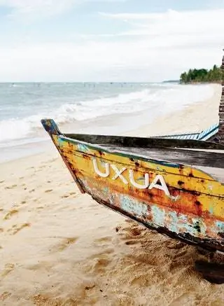 На изображении может находиться транспортное средство гидроцикл судно лодка и на улице