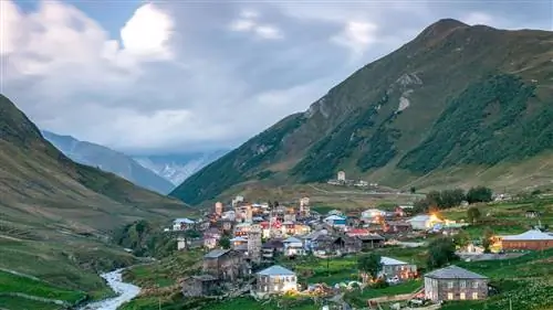 Визит в древний Ушгули, Грузинскую деревню в облаках