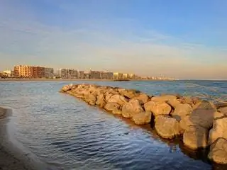 На изображении может находиться вода Promontory на улице природа море и океан
