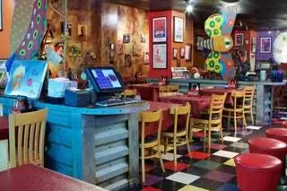 США Северная Каролина Ресторан Шарлотты Mert's Heart Soul