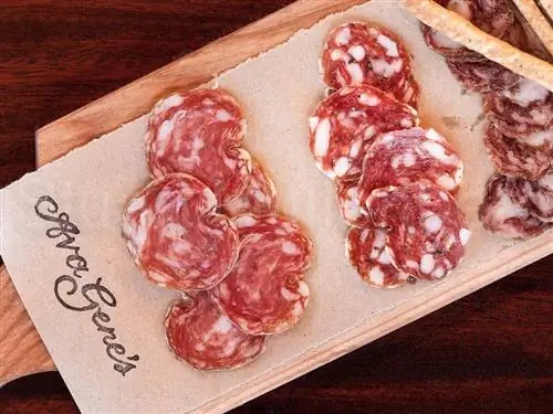 На изображении может находиться еда