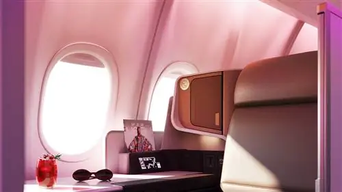 Я летел в новом высшем классе Virgin Atlantic, в котором есть два частных мегалюкса и зона отдыха на борту