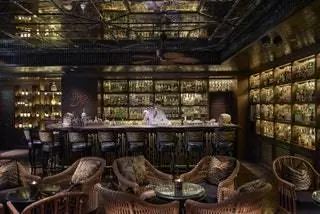 Таиланд Бангкок Бар Bamboo Bar