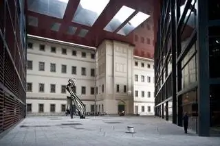 Испания Мадрид Музей Museo Reina Sofia