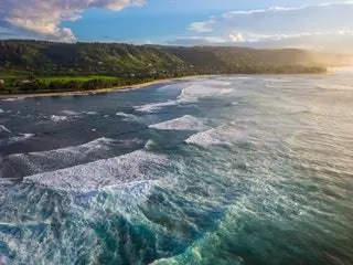 На изображении может находиться мыс Природа на улице Земля Океан Вода Море Береговая линия Лед Горные пейзажи и побережье