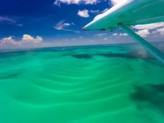 На изображении может находиться природа на улице лазурное небо небо пейзаж море океан вода и лето
