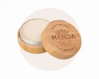 Это изображение может содержать косметику Tape и косметику для лица.