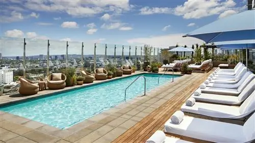 1 Обзор отеля West Hollywood: первый в