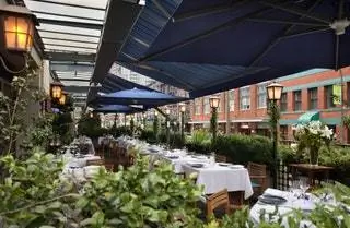 Британская Колумбия Ванкувер Ресторан Blue Water Cafe
