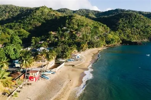 На изображении может находиться: на улице, природа, земля, берег, вода, океан, море, побережье, мыс, пейзаж, пляж и пейзажи