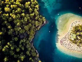 На изображении может находиться на улице природа земля море океан вода береговая линия пейзаж пейзаж побережье пляж и вид с воздуха На изображении может находиться на улице природа земля море океан вода береговая линия пейзаж пейзаж побережье пляж и вид с воздуха
