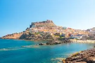 На изображении может находиться на улице Природа Земля Океан Вода Море Береговая линия Мыс и побережье
