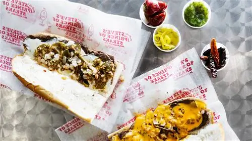 11 лучших ресторанов Philly Cheesesteak в Филадельфии
