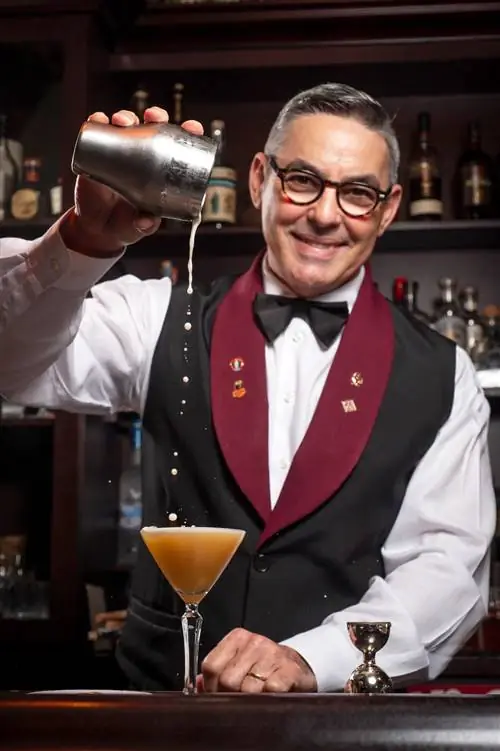 Кафе Ла Трова Хулио Кабрера