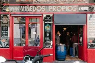 Испания Мадрид Ресторан Tapas Bodega de la Ardosa