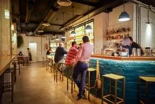 Испания Мадрид Бар Macera TallerBar