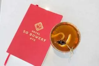 Коктейль The Crown Rooftop Bar and Lounge New York City