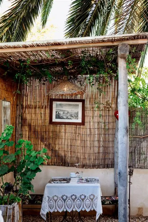 Стол в саду A Mi Manera