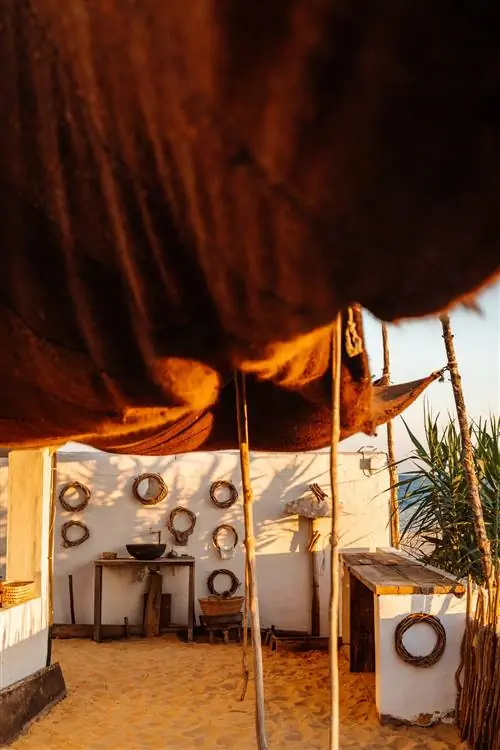 Свежая ванная под открытым небом в Can 7