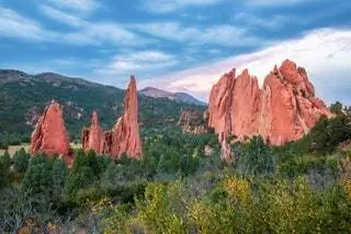 На изображении может находиться природа на улице Mountain Plateau Cliff Mesa and Valley На изображении может находиться природа на улице Mountain Plateau Cliff Mesa and Valley