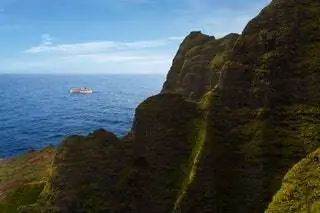NCL Cruise Line Pride of America Побережье Пали На Кауаи Гавайи