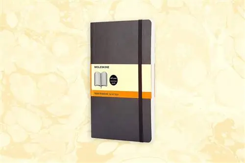 Блокнот Moleskine Classic с мягкой обложкой и карманом с линейкой и подкладкой, черный Блокнот Moleskine Classic с мягкой обложкой и карманом с линейкой и подкладкой, черный