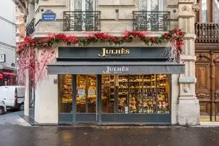 Экстерьер магазина Julhès Paris France