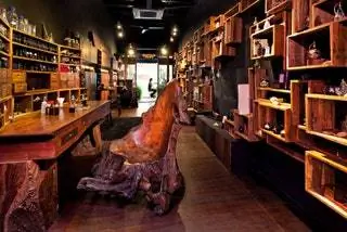 Сингапурский магазин парфюмерного аромата Sfir Aromatics