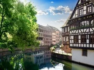 На изображении может находиться вода на улице канал здание архитектура природа тропа город и окрестности На изображении может находиться вода на улице канал здание архитектура природа тропа город и окрестности