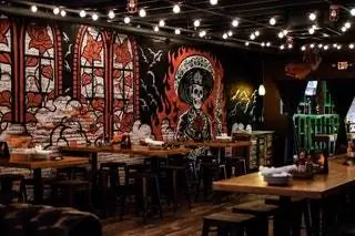 Интерьер ресторана Nashville Saint Anejo