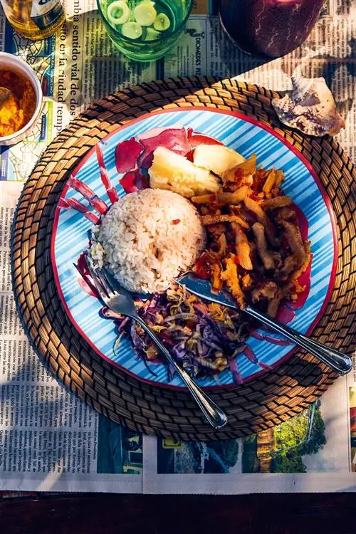 Журнал Cond Nast Traveler, ноябрь 2019 г. Throw a Curve Colombia