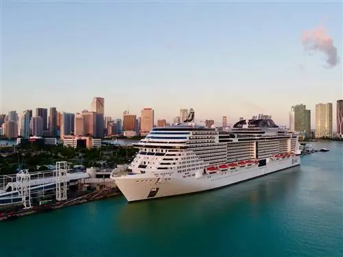 MSC Cruises MSC Meraviglia в PortMiami CREDIT Port Miami для MSC Cruises.