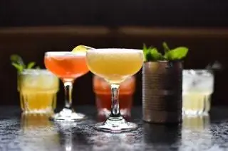 Коктейль Nickel City Austin Bars