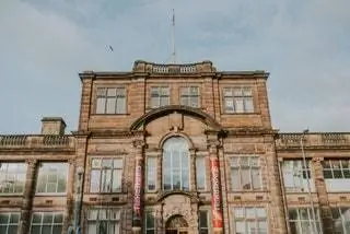 Шотландия Эдинбург Бар Summerhall The Royal Dick Шотландия Эдинбург Бар Summerhall The Royal Dick
