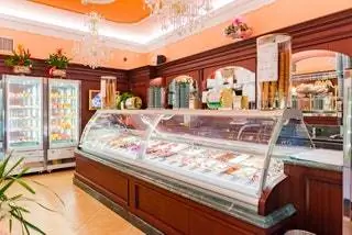 Италия Флоренция Магазин мороженого Gelateria La Carraia