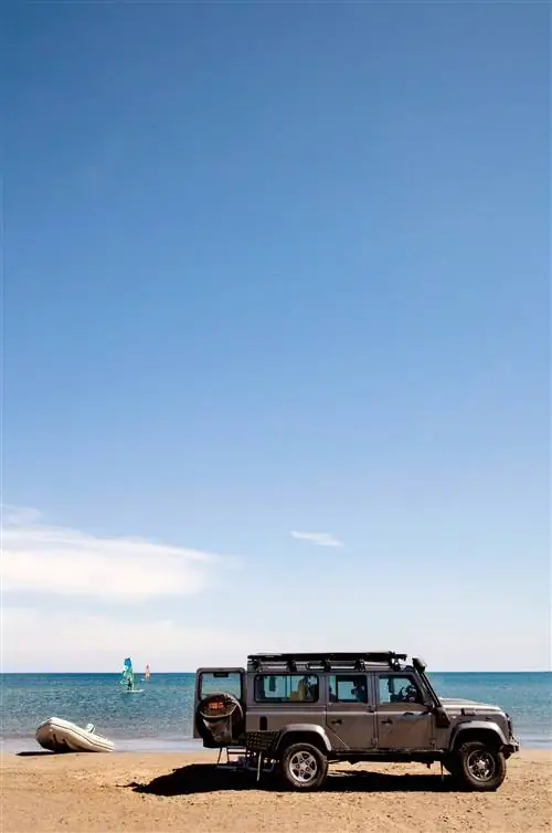 На изображении может находиться Вода Океан На улице Природа Море Транспорт Транспорт Береговая линия Порт Набережная Причал и пирс