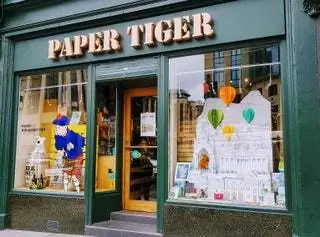 Шотландия Эдинбург Магазин Paper Tiger