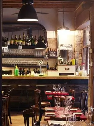 Can Cisa Bar Брутал Барселона Испания Тапас
