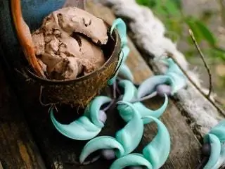 На изображении может находиться Food Creme Dessert Cream and Ice Cream